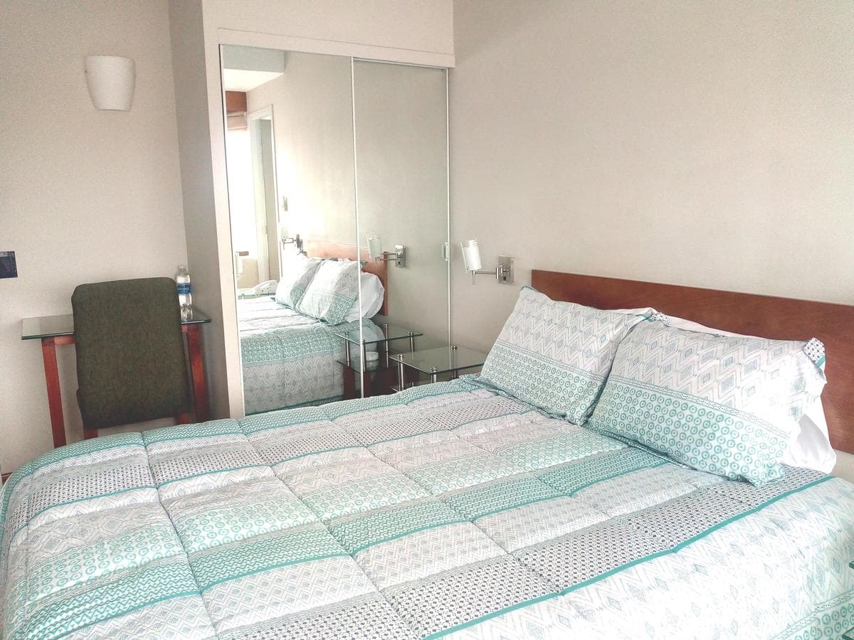 Departamento amoblado por la Huaca Pucllana - Miraflores - 2