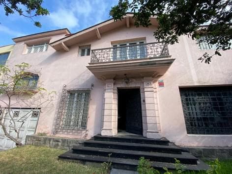 Alquilo Linda Casa en Enrique Meiggs Cdra 2, Miraflores - 1