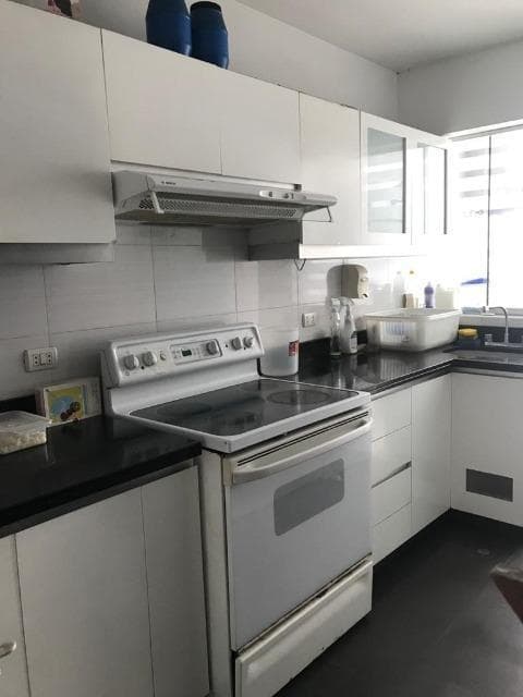 Vendo Lindo Dpto Vista a Parque, Calle 30, Piso 1, San Borja - 2