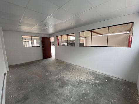 Local Comercial en Alquiler, La Victoria - 2