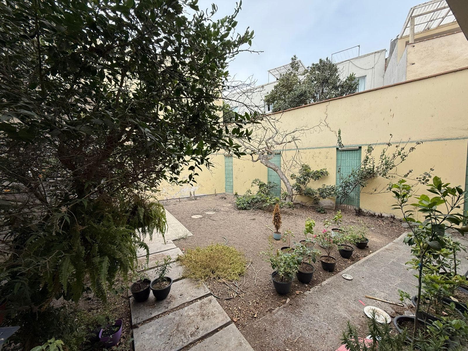 Miraflores· 500 Mt²· $900,000· Venta Casa-Terreno· Frente a Parque - 2