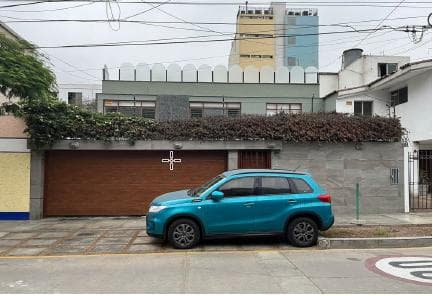 Ocasión Vendo Casa en Esquina en Jiron Van Gogh N°2, San Borja - 2