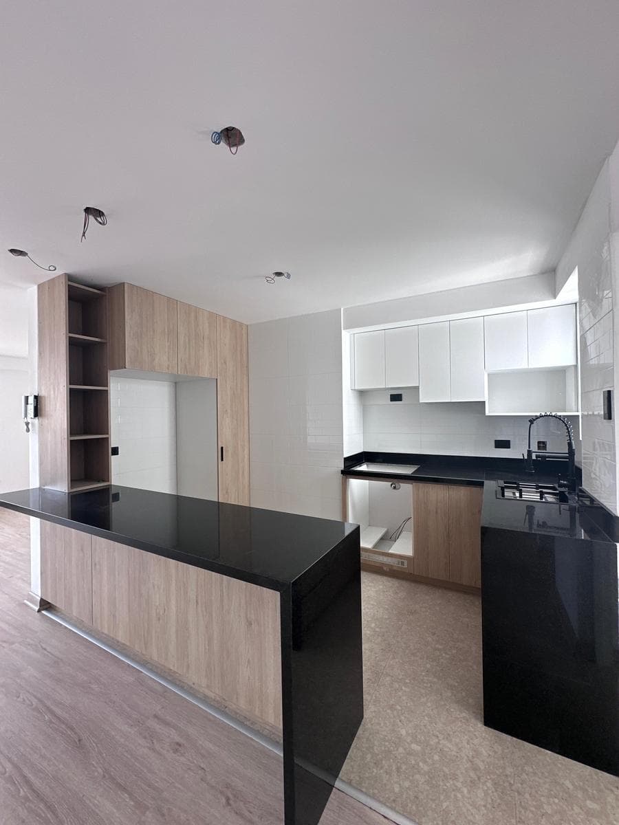 SE VENDE DEPARTAMENTO 131M2 EN SAN BORJA - 2