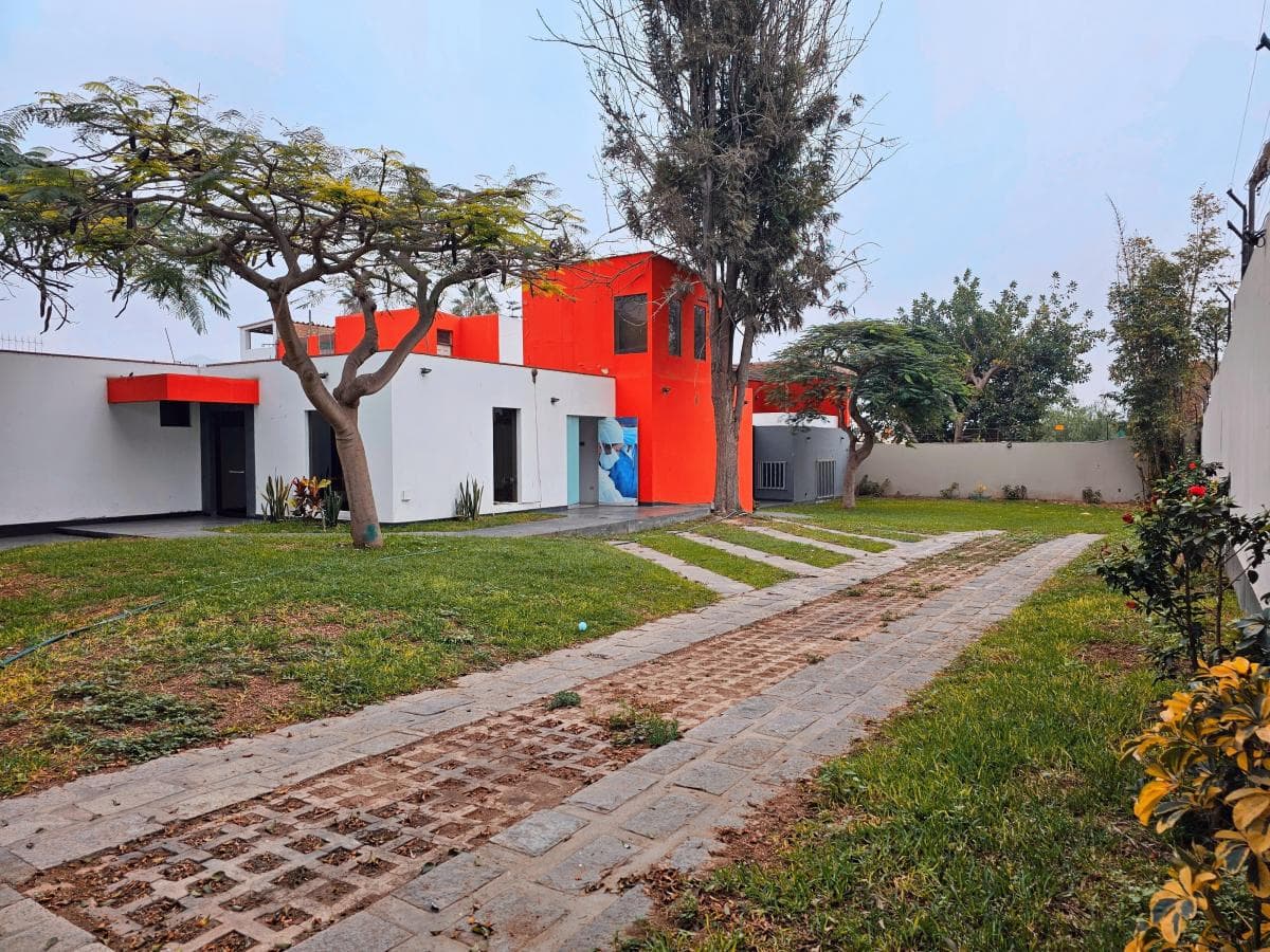 CASA EN ÓVALO LA ROTONDA - NEGOCIABLE - 1