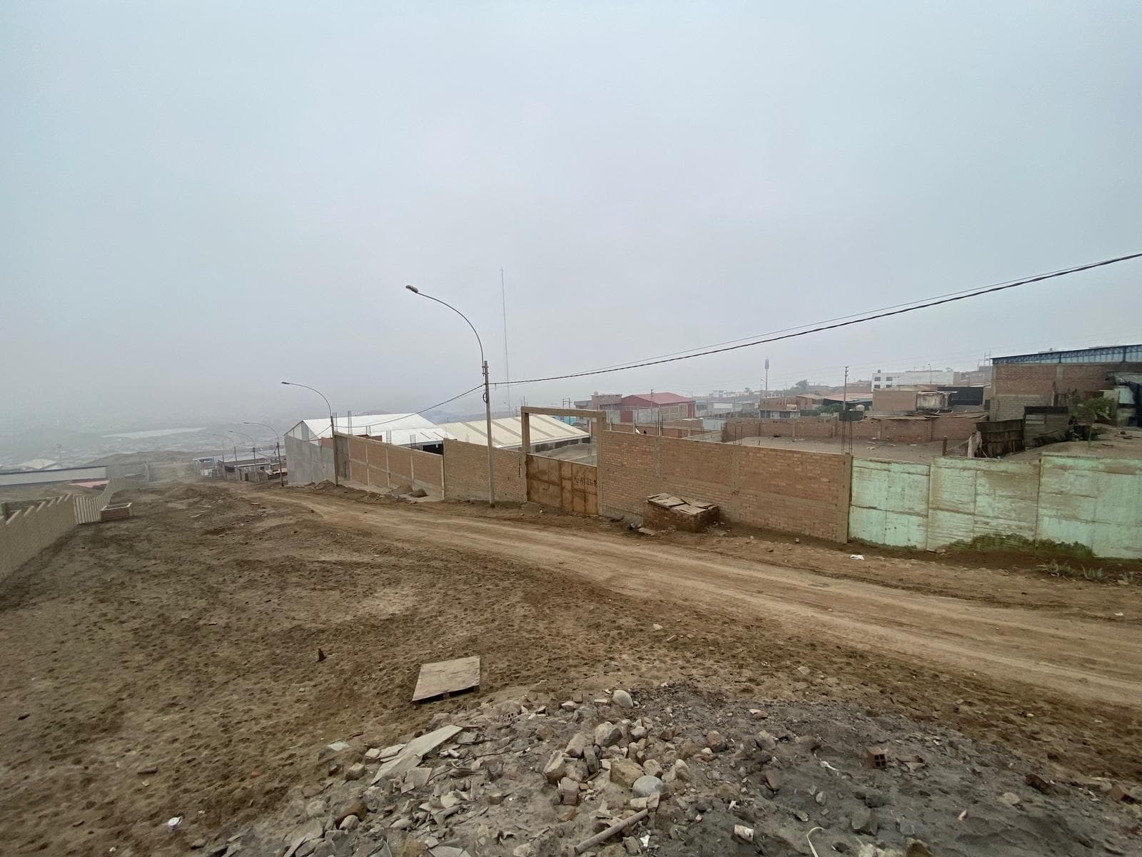 Venta de Terreno En Zona Industrial - 2