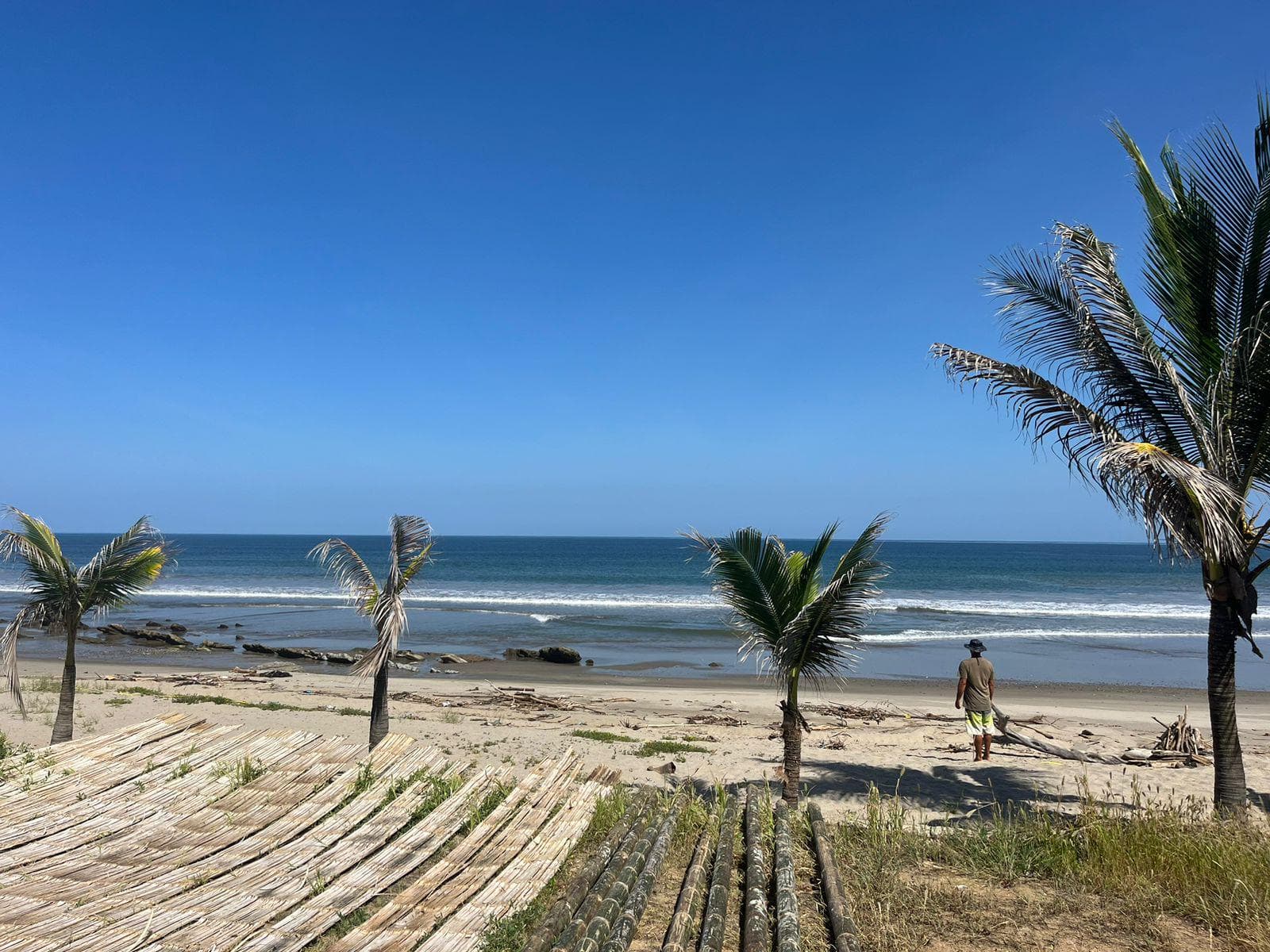 Vendo Terreno Frente Mar Inscrito Registros Publicos Playa Plateritos Canoas de Punta Sal Tumbes - 1