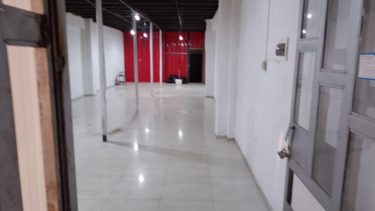 Propiedad en el Interior Jr. Loreto cerca Jr. Arequipa y Parque Huamanmarca - 2