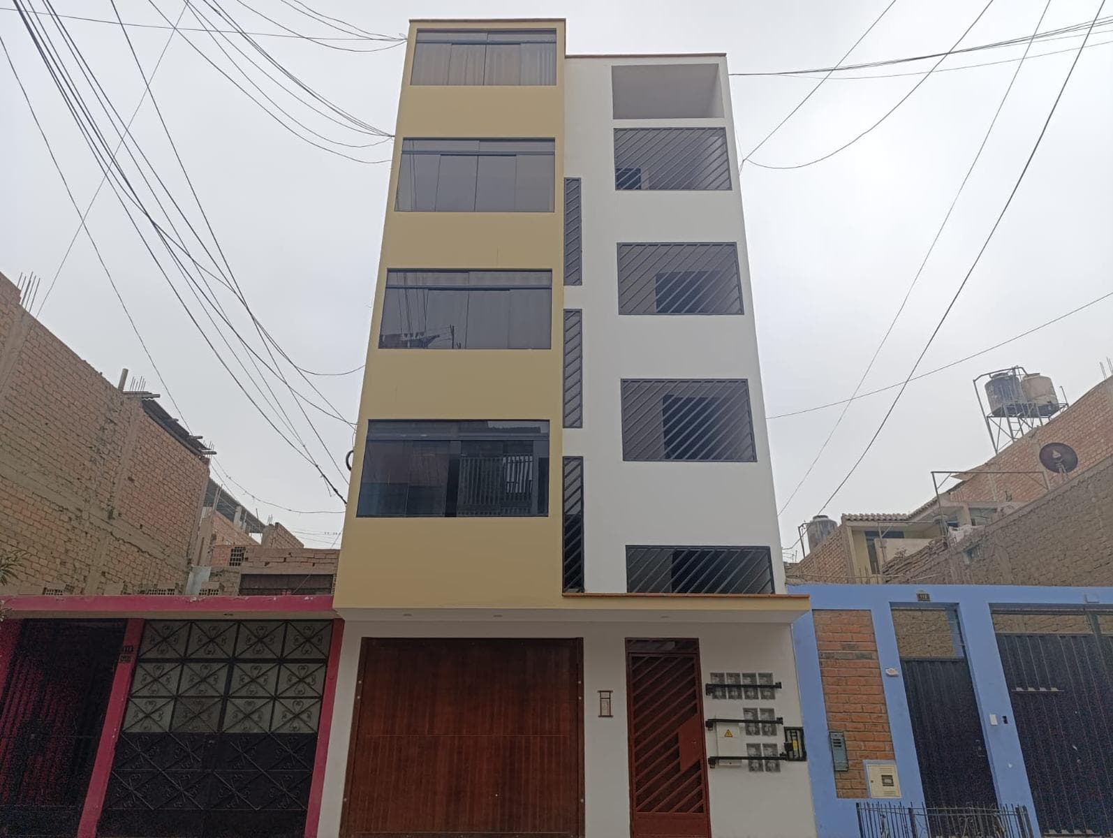 Departamento en Venta de 2 habitaciones Comas - 1