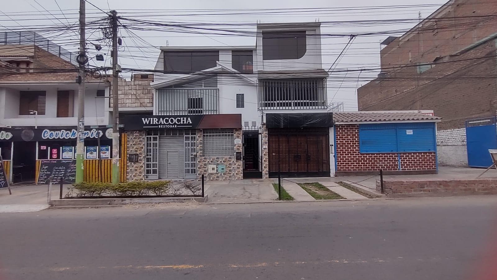 Venta De Departamento Zona Comercial Tercer Piso - Mas Aires - 1