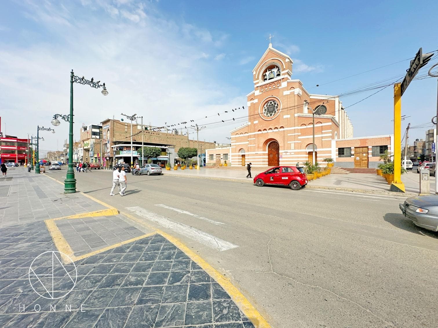 Venta de Edificio de tres pisos a precio de Ocasión! - 2