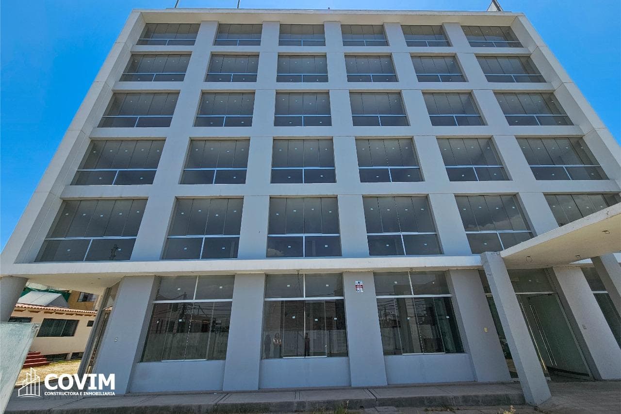 Edificio en Venta en Cerro Colorado - 1