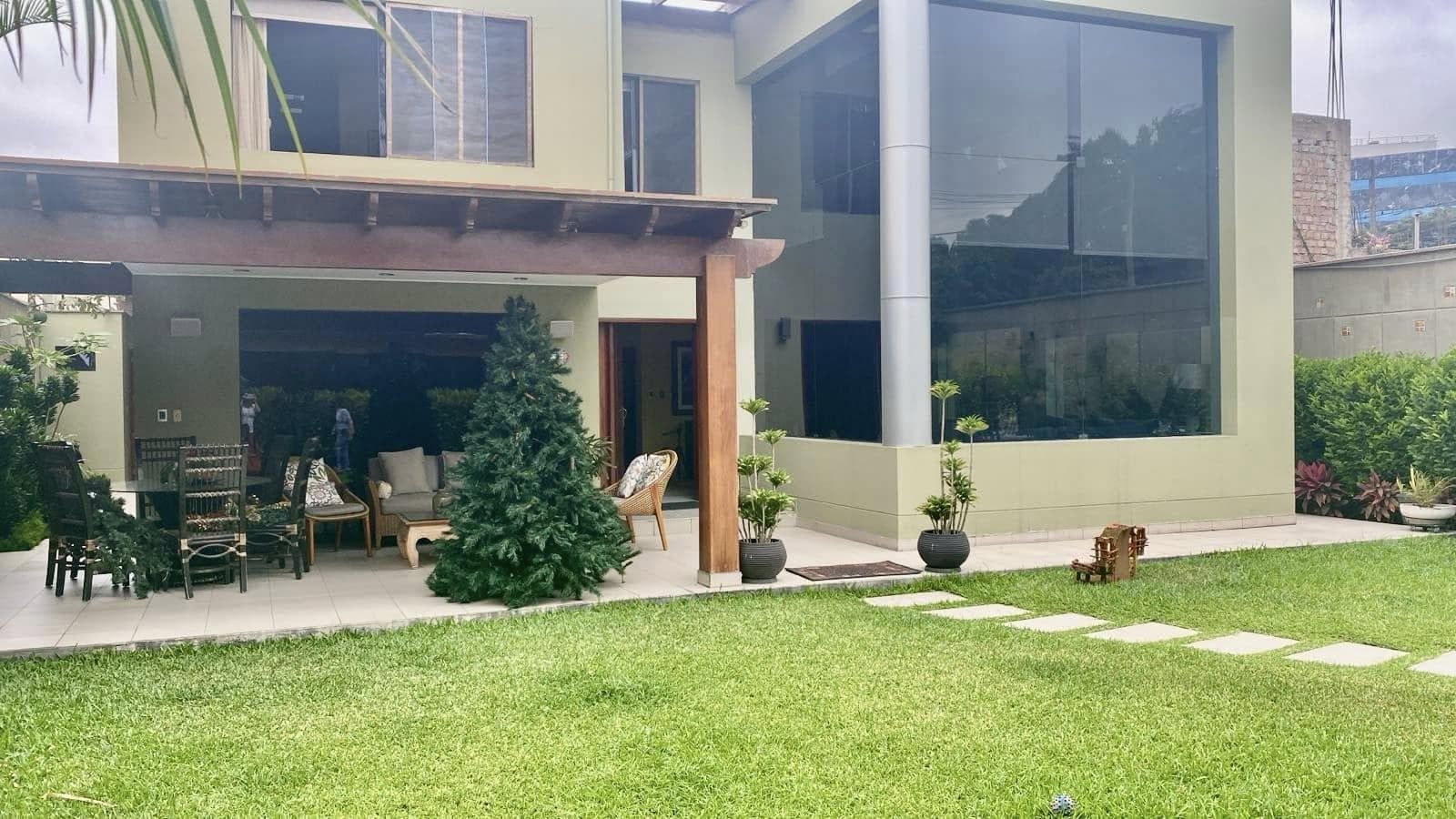 Casa en venta en Calle CAMPOVERDE N° 1xx La Molina - 2