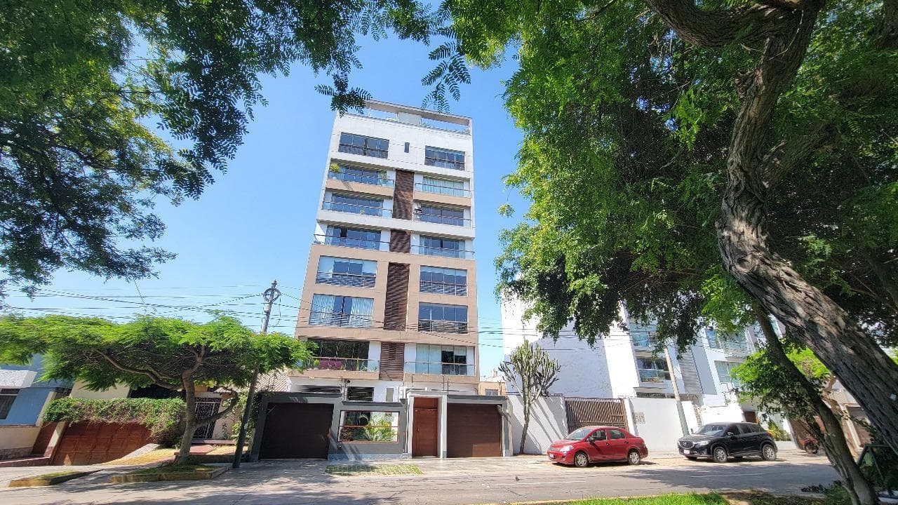 Vendo Amplio Duplex En San Borja - 1