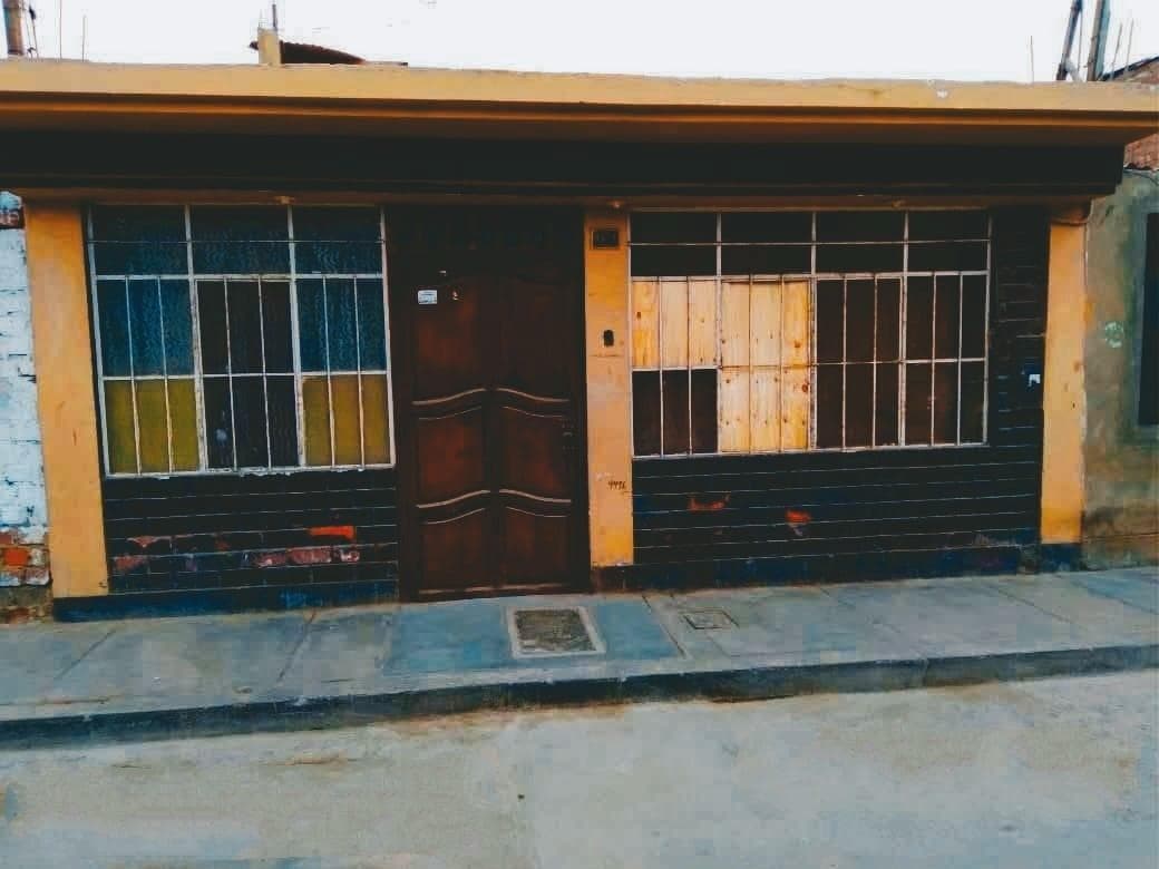 VENTA DE CASA EN ALFREDO VILLA-CALLAO - 2