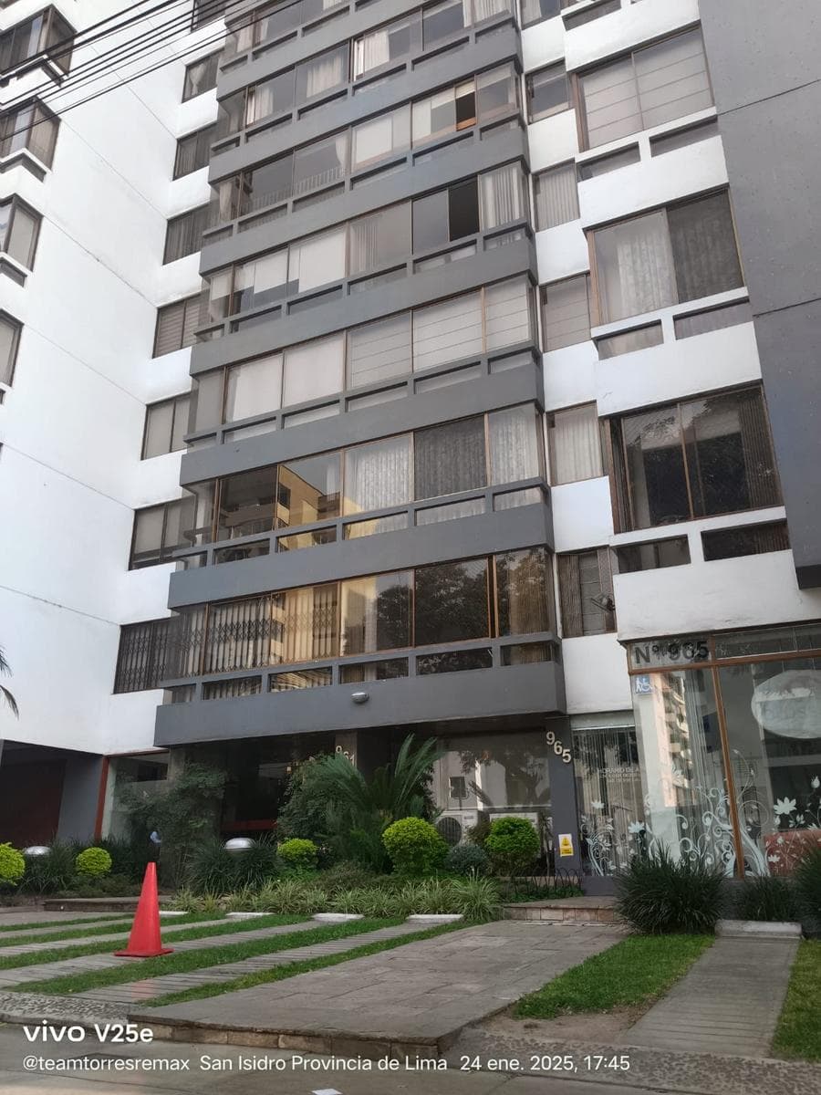 Habitación en Alquiler en San Isidro - 1