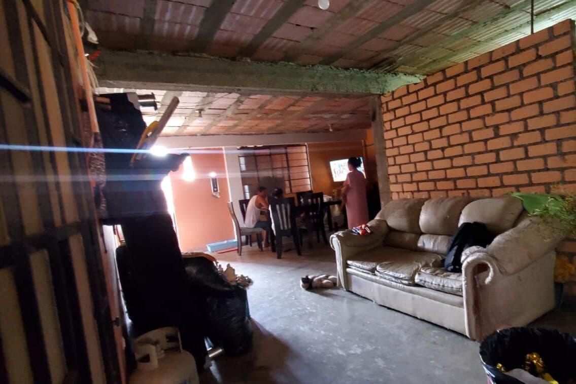 Propiedad Para Negocio En Zona Comercial - 2