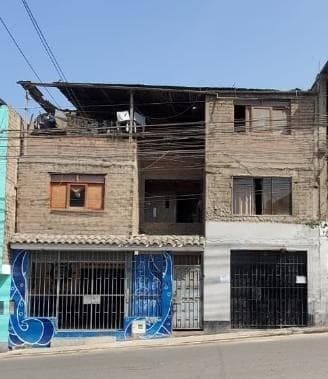 Propiedad Para Negocio En Zona Comercial - 1