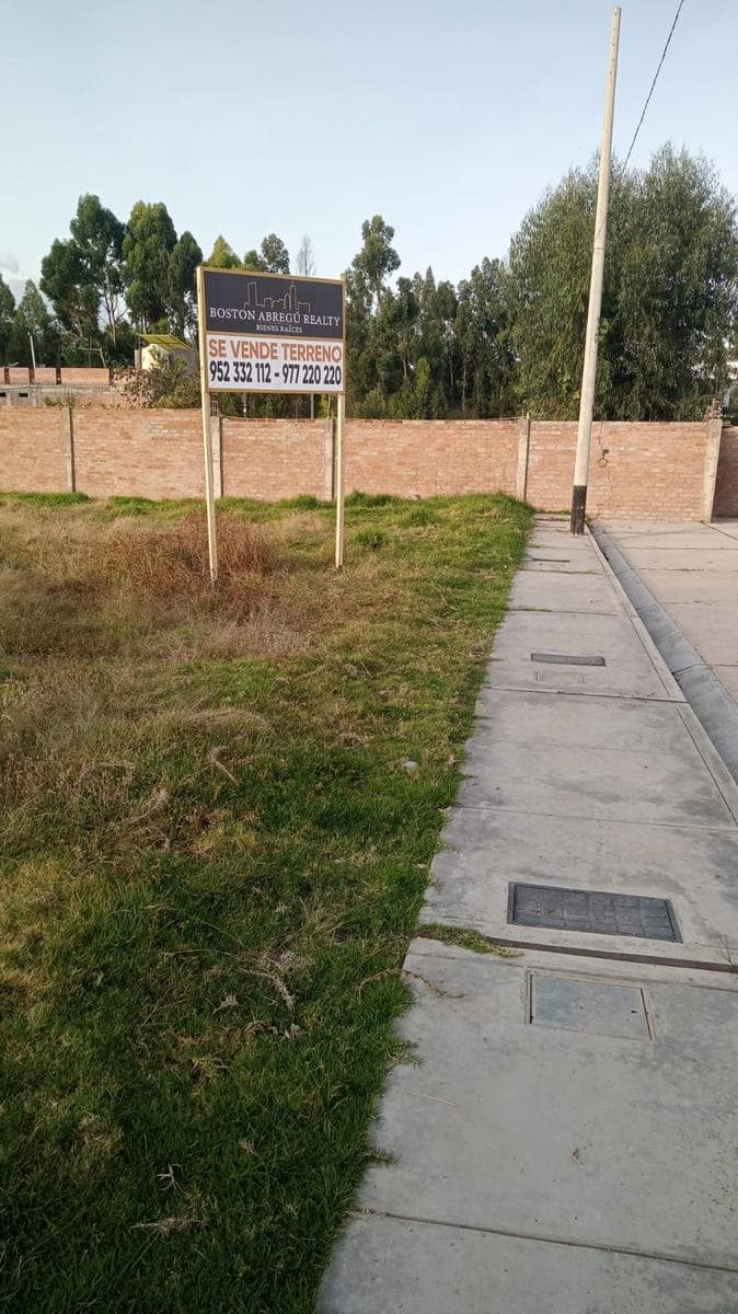 Terreno en Pilcomayo cerca a la Carretera Central - 1
