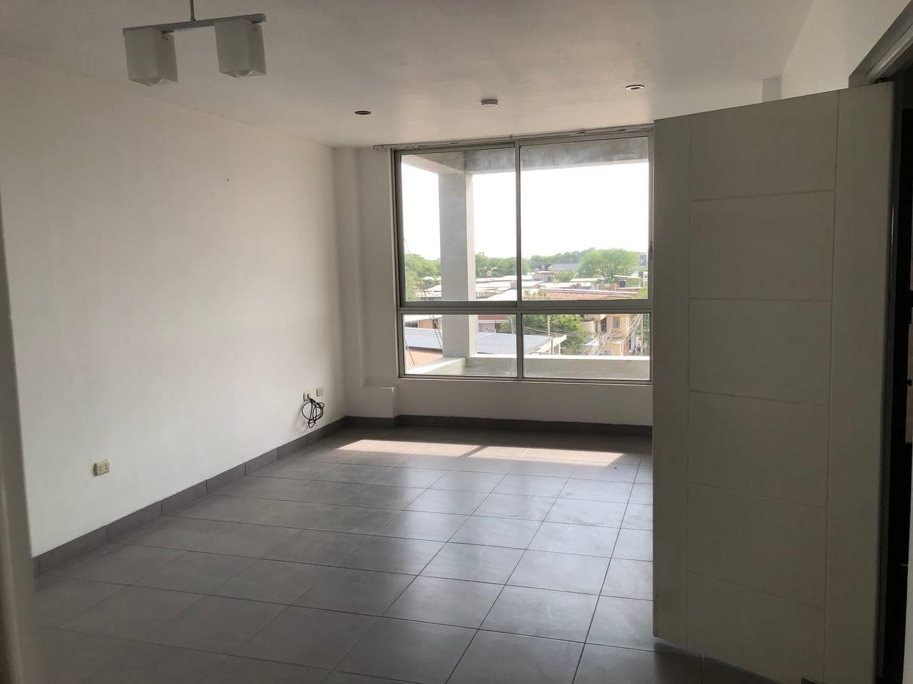 Departamento en Urb. Miraflores, Calle Geranios. - 1