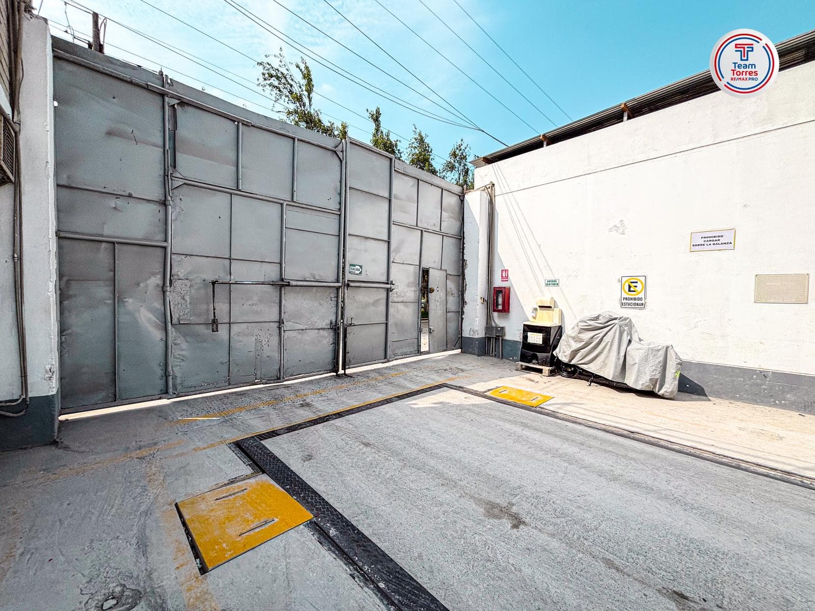 Local Industrial en Venta en Santa Marta, Ate - 2