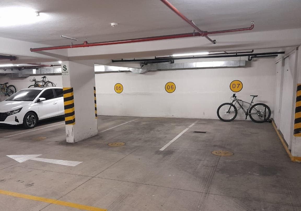 Oficina en Miraflores - 1