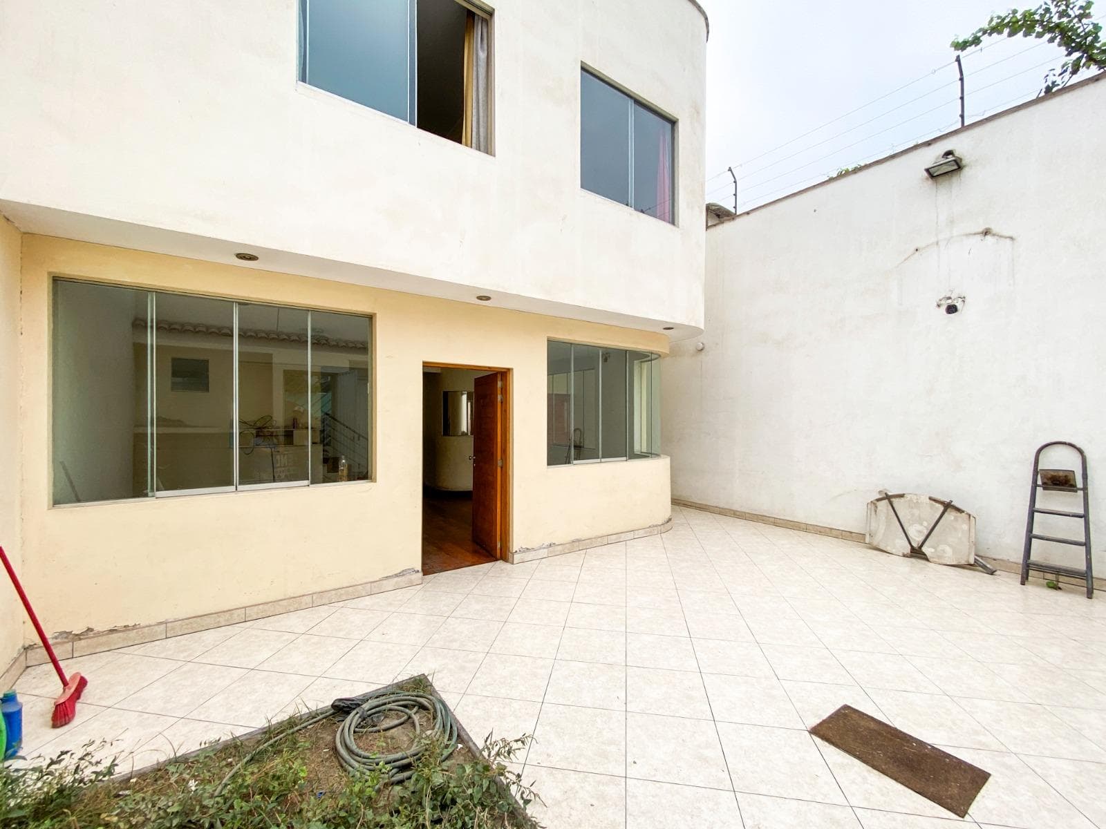 Venta De Casa 144 M2 En Chaclacayo A Una Cuadra Del Parque Central - 2