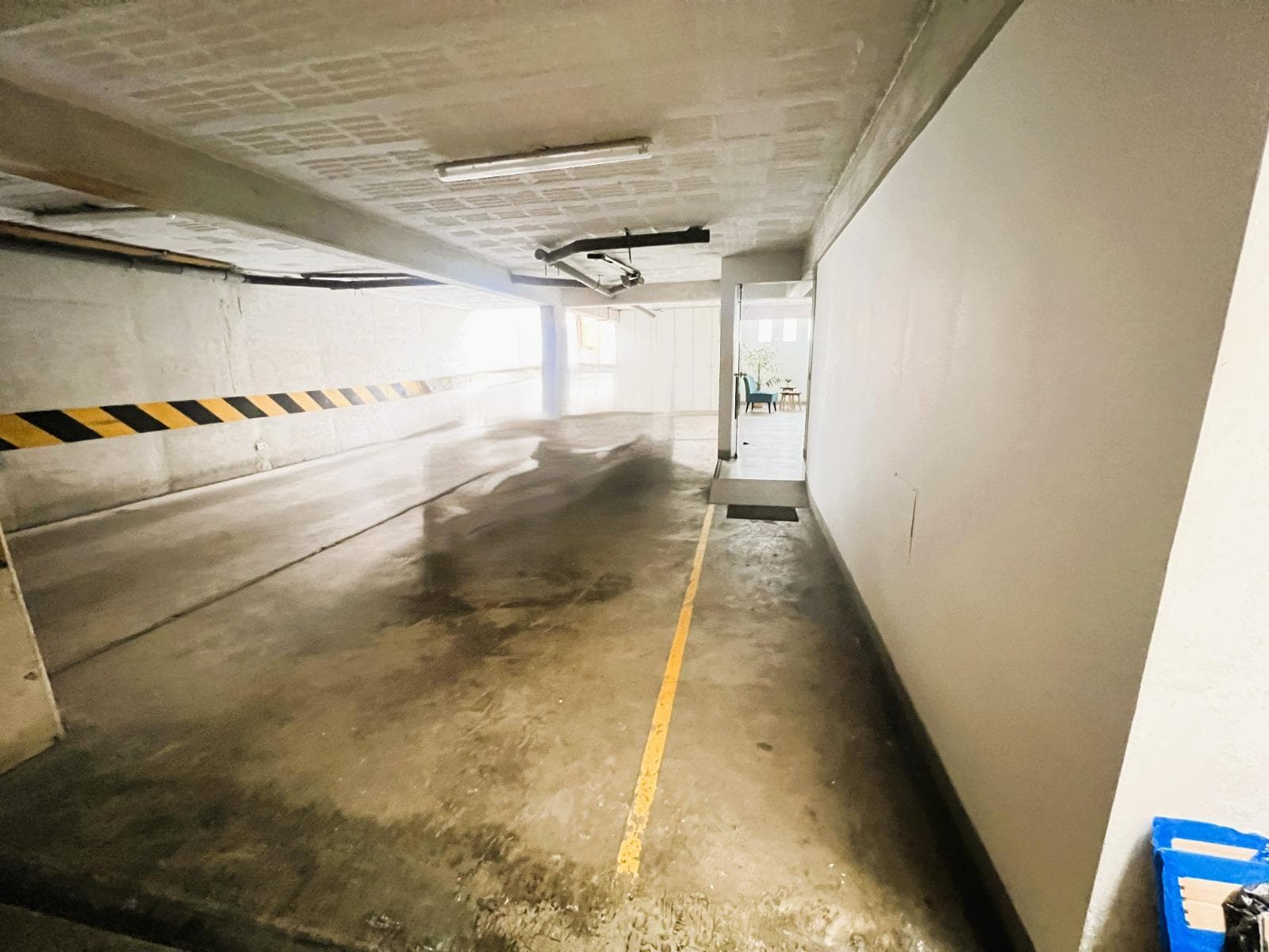 ¡Vendo Estacionamiento Lineal Para 02 Camionetas En Jr Toquepala, Surco! - 2