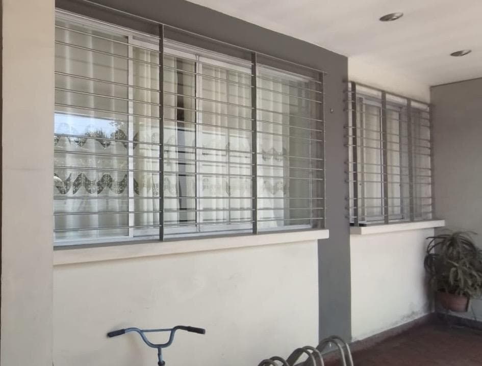 Ocasión! Dpto. céntrico y en 1er piso!! (Remodelado) - 1