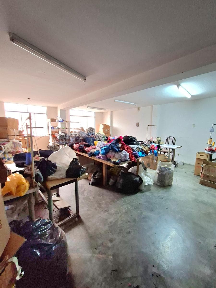 Venta De Casa De 4 Pisos En Los Olivos Cerca De La Panamericana - 2