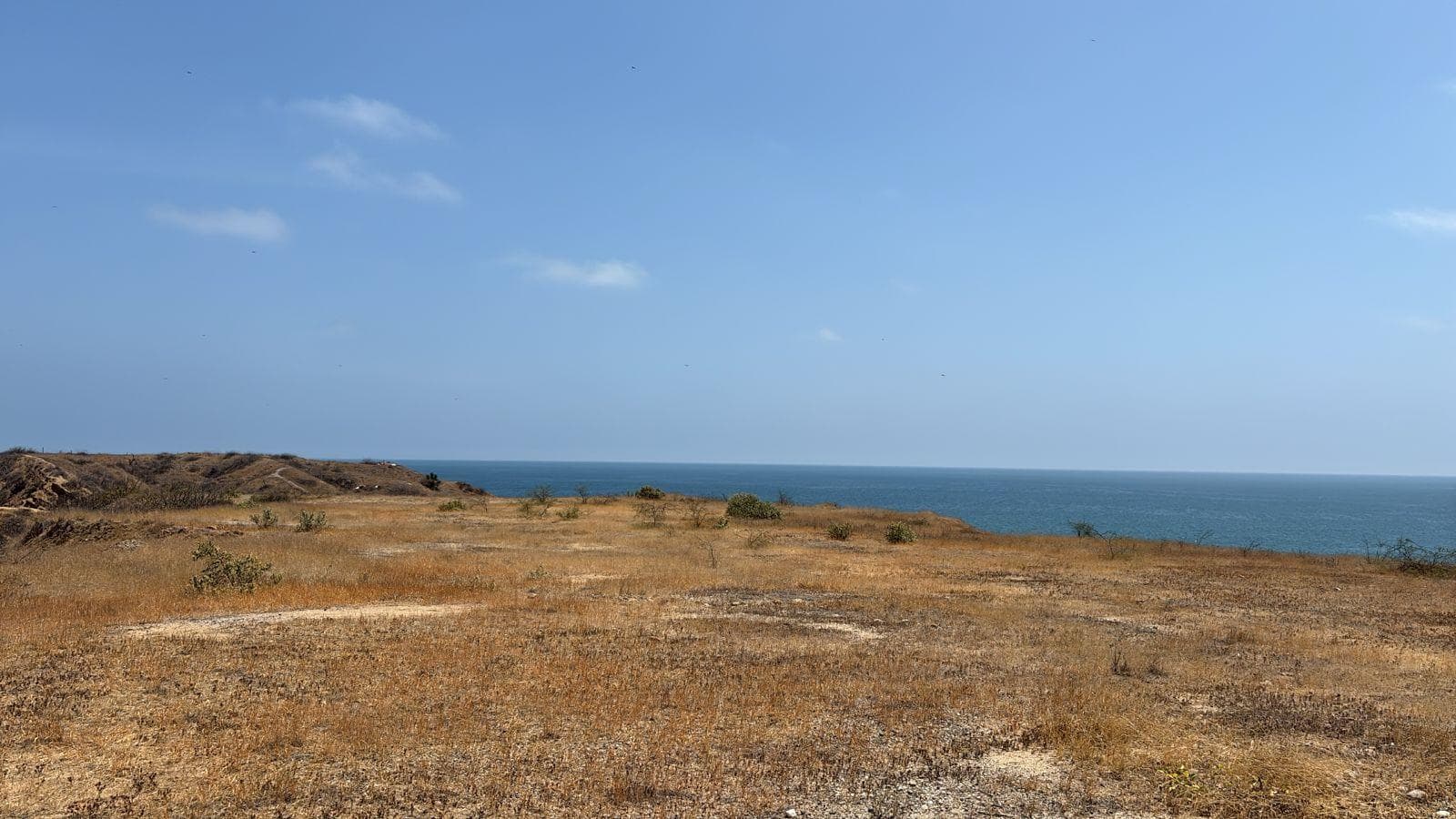 Vendo Lindo Terreno de Playa Frente a Mar en Km 1,210 de la Panamericana Norte, Punta Sal, Tumbes - 1