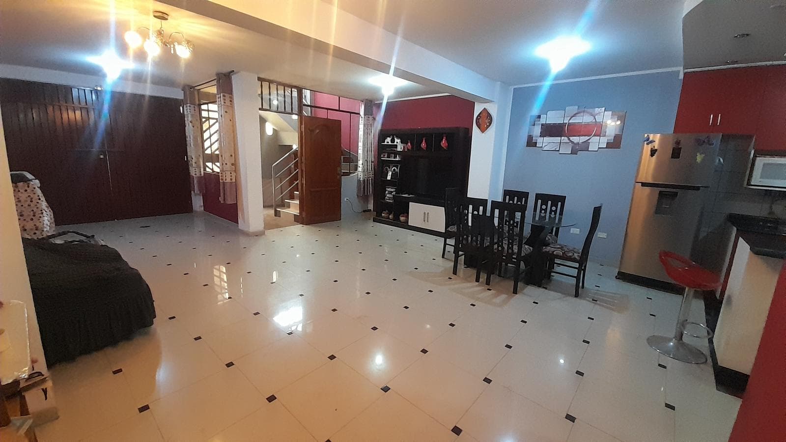 EXCLUSIVA CASA EN VENTA CARABAYLLO - URB. SAN ANTONIO - 2