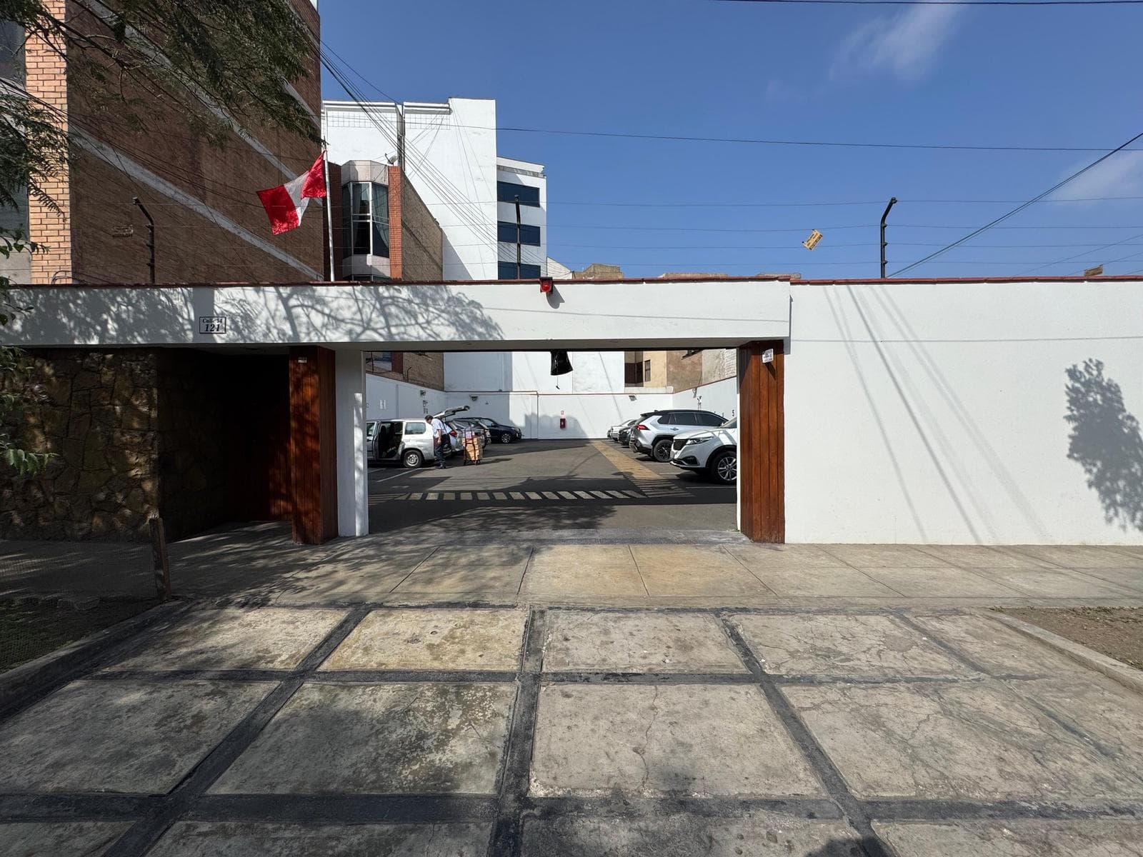 Oportunidad! Estacionamiento en excelente ubicación de 422m2 - 2