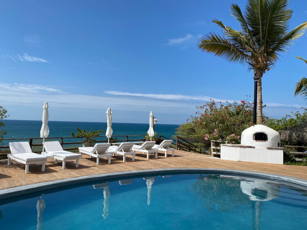 HOTEL EN VENTA, En Las Pocitas, Máncora, con vista panoramica al mar - 1