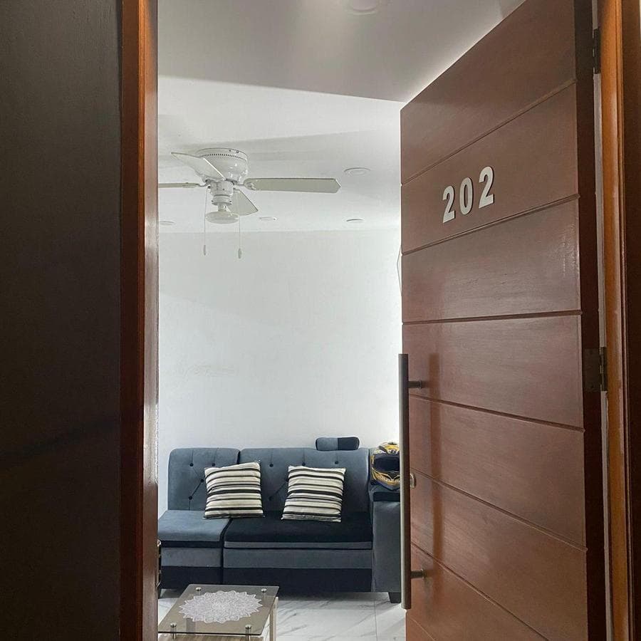 PREVI CALLAO ALQUILER MINI DEPA DE 60 M2 UBICADO CERCA A AV TOMAS VALLE - 2