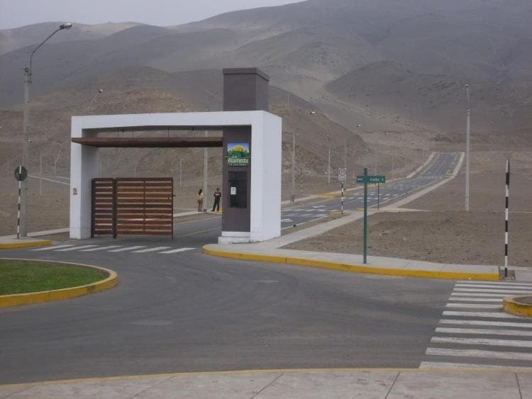 TERRENO EN URB LA ALAMEDA DEL NORTE II LOTE 3 MZ A9 - 1