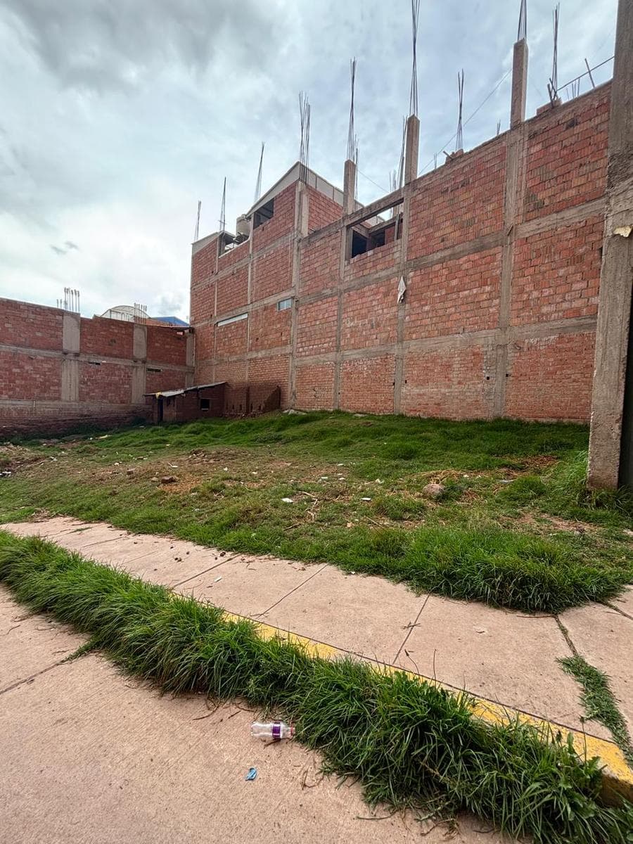 Altura del paradero Horacio Zeballos ( a dos cuadras y media de la Vía de Evitamiento) - 1