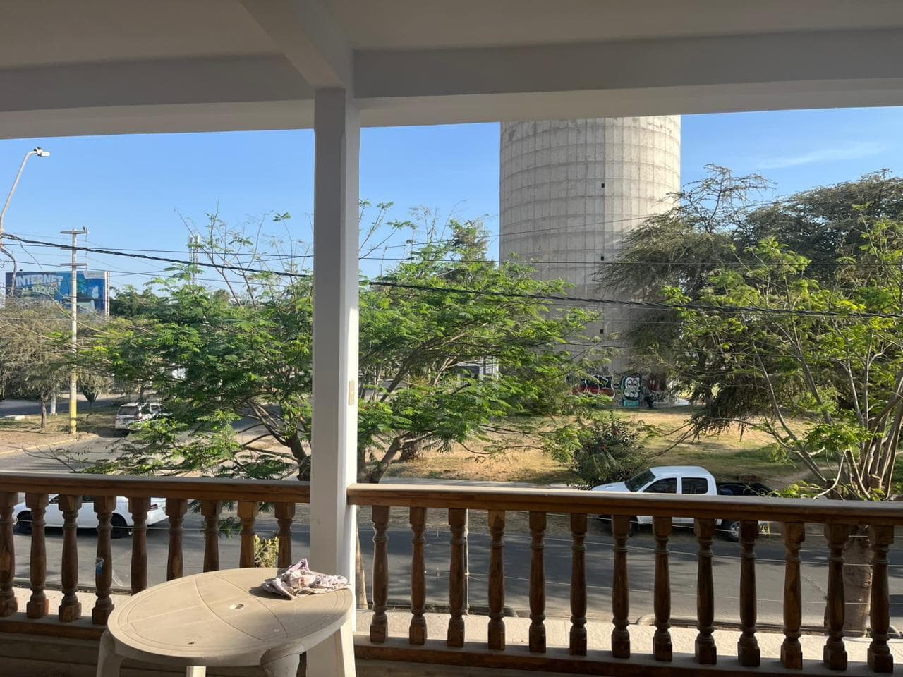 Vendo Linda Casa Frente a Parque en Calle Baltazar Caravedo 1, Urbanizacion Luren, Ica - 1