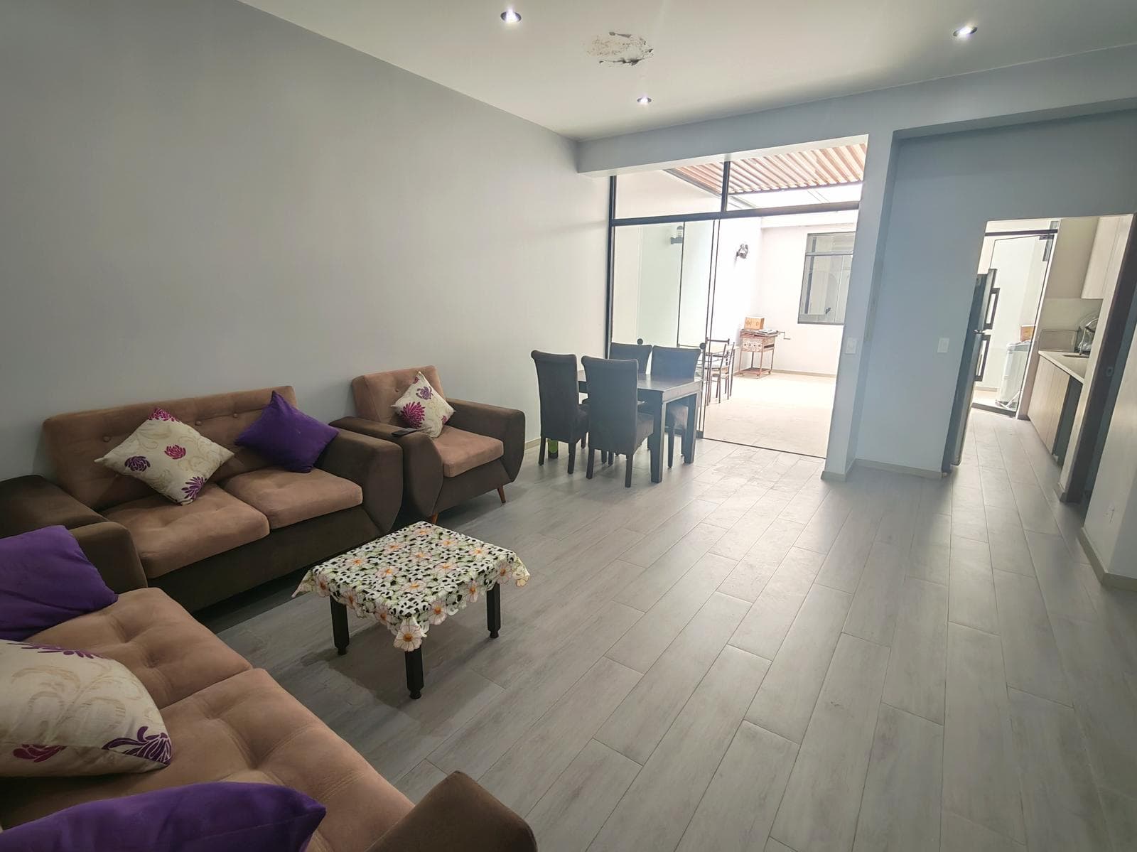 Hermoso Flat de Estreno en 2do piso - 2