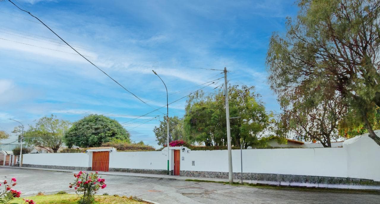 RESIDENCIA CON VISTA AL MISTI ÁREAS VERDES | SANTA SOFÍA, CHALLAPAMPA, AREQUIPA - 2