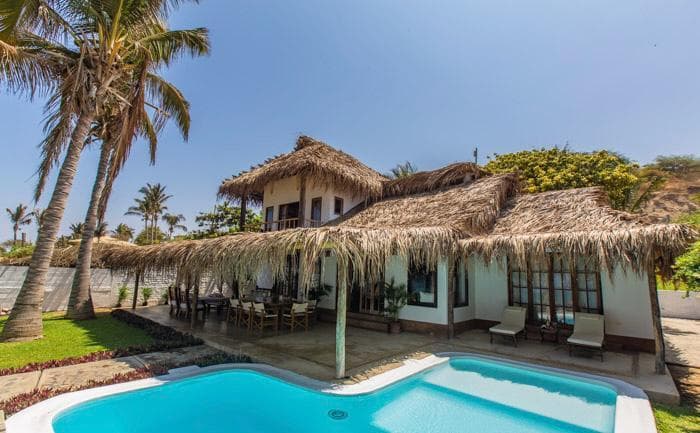 Hotel en venta en primera fila de Las Pocitas - 2