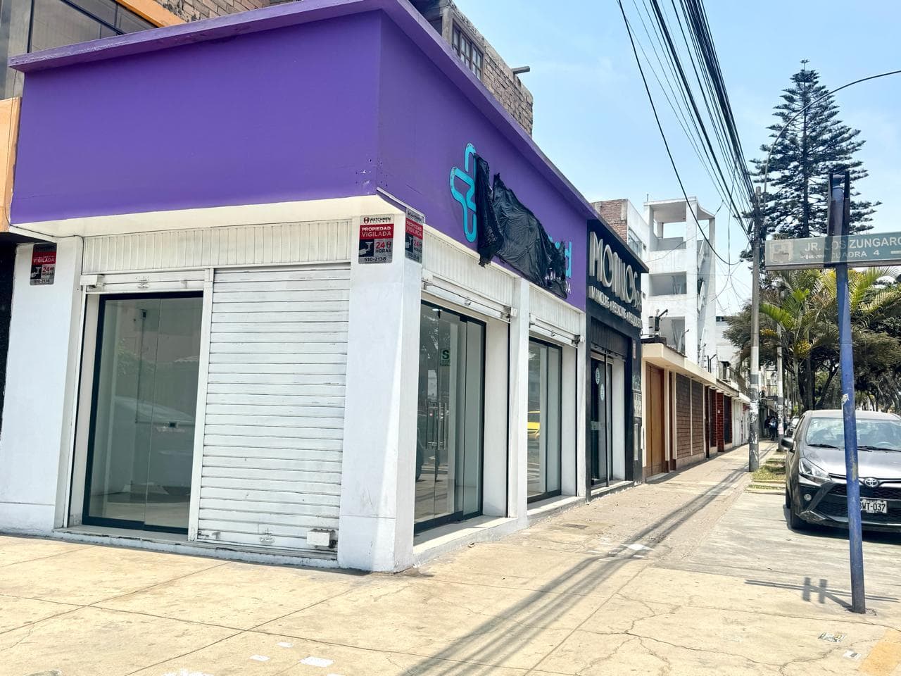 LOCAL COMERCIAL de 212m2 CON LICENCIA AL DIA - EN ESQUINA AV. MATELLINI . - 1