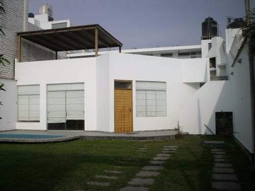 Casa en Venta 200m2-6 Hab.-4 Baños - 3 Estacion.-Piscina- Jardín- Parrilla- Terraza - 1