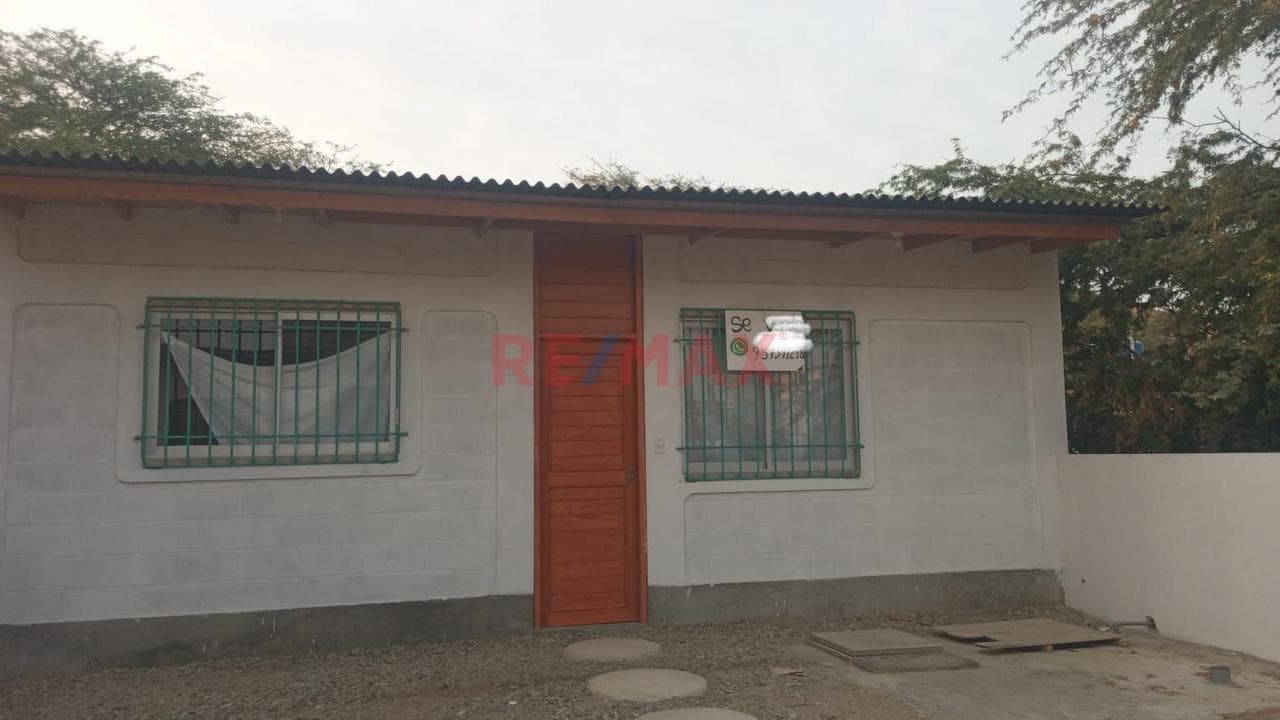 Terreno Con Casa En Punta Sal - 2