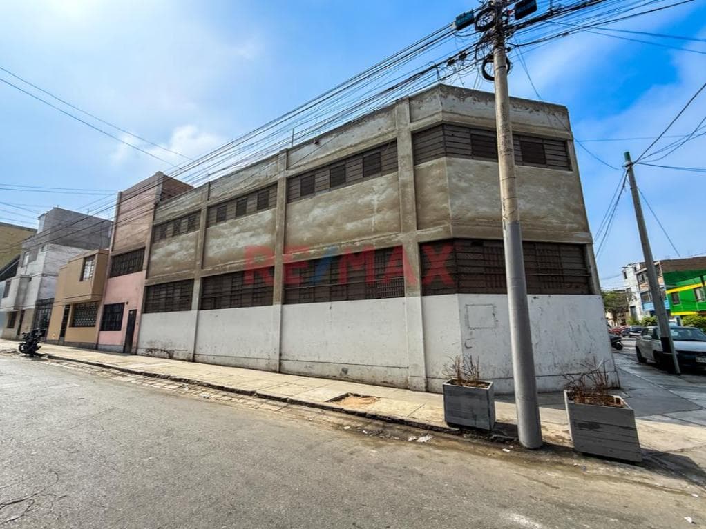 Local Comercial Super Bien Ubicado - 2