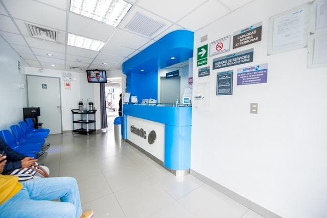 ALQUILER LOCAL COMERCIAL EN SAN ISIDRO (609-142-42) - 1