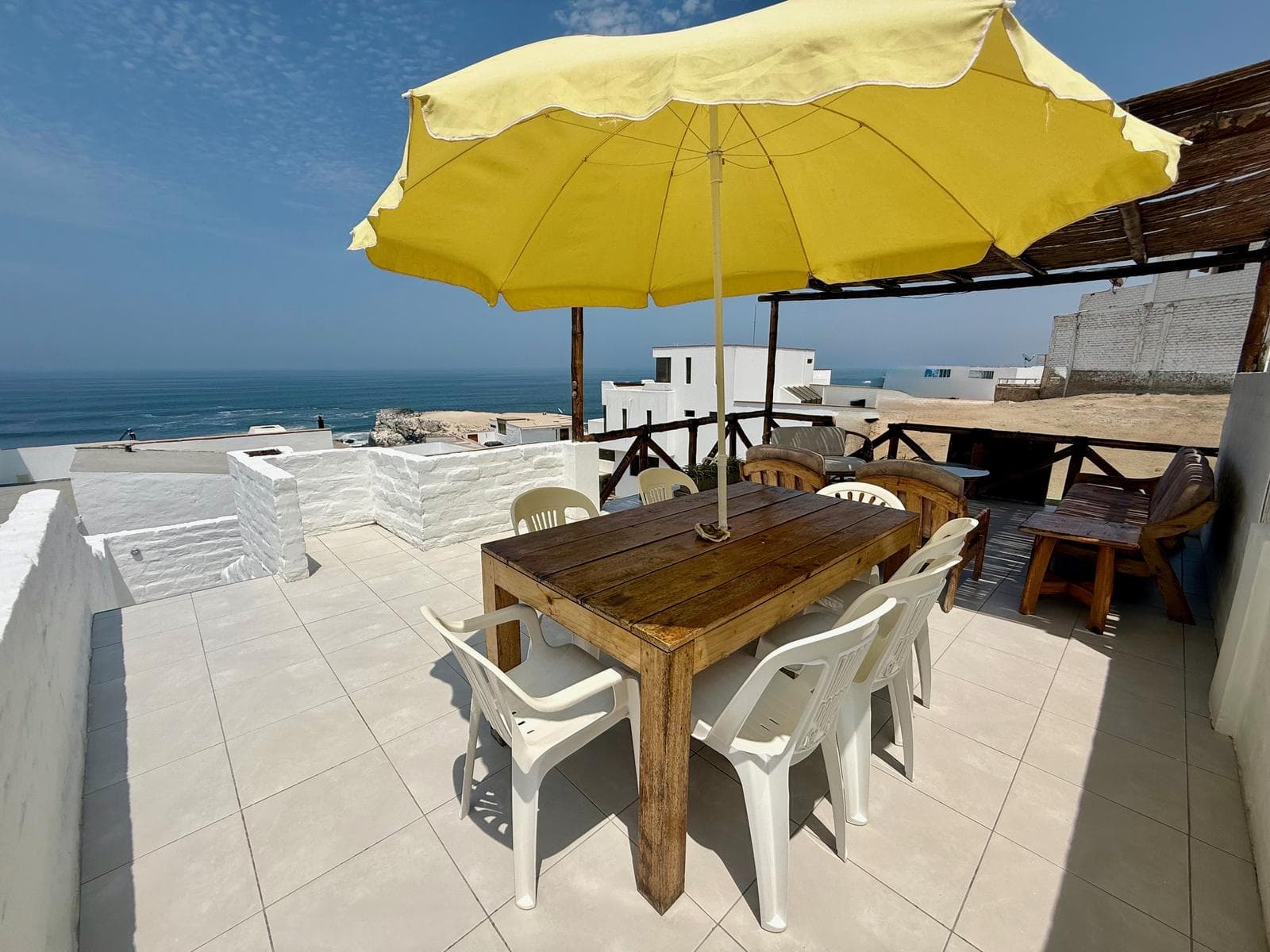 Casa de playa en venta – Condominio Toyo Seco, Puerto Fiel. - 2