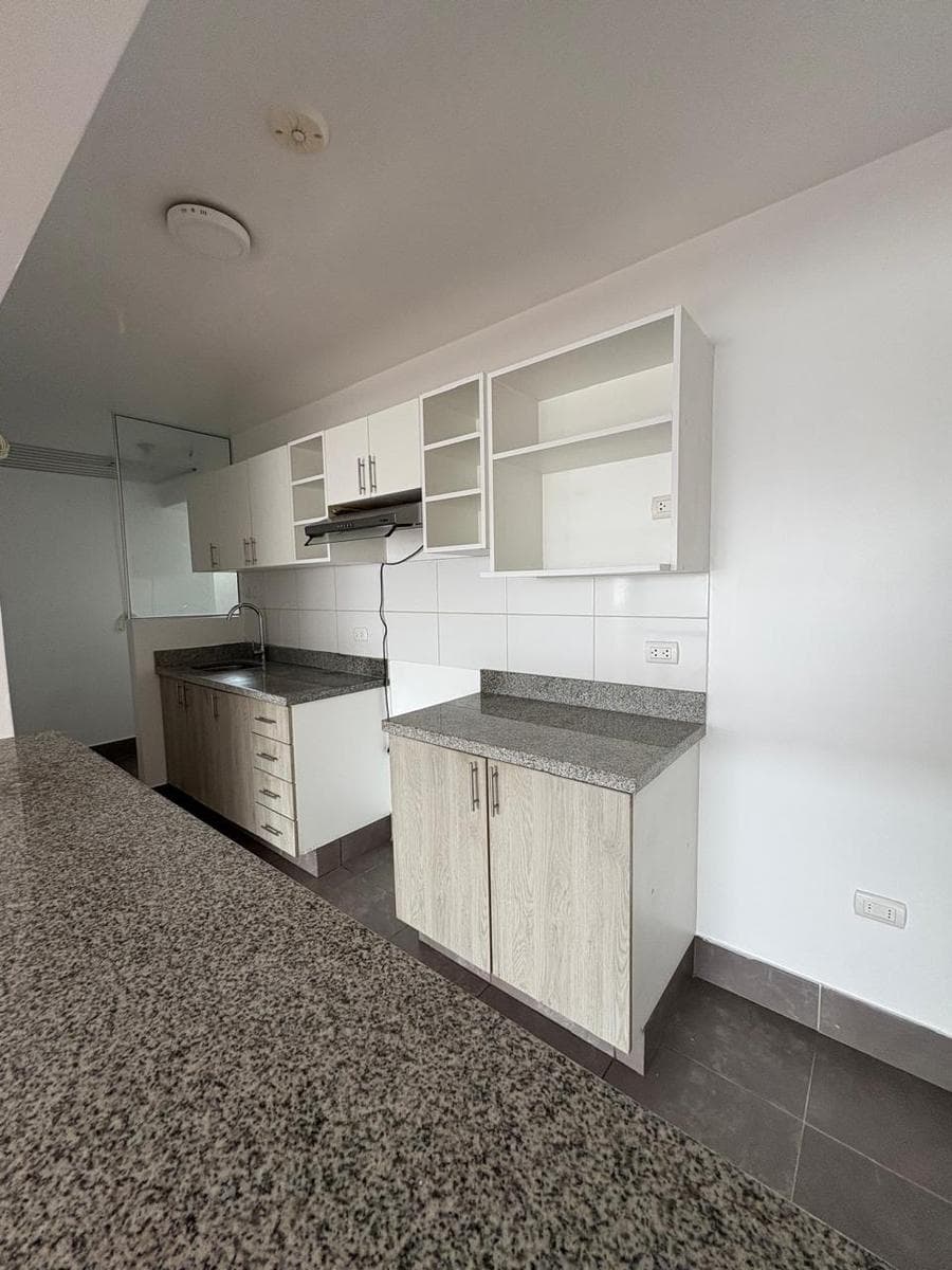 ALQUILER DE DEPARTAMENTO EN PUEBLO LIBRE - 1