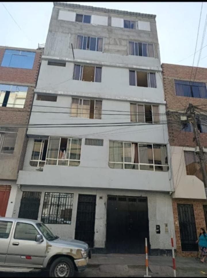 ALQUILER DE DEPARTAMENTO EN HUAMANGA LA VICTORIA - 1