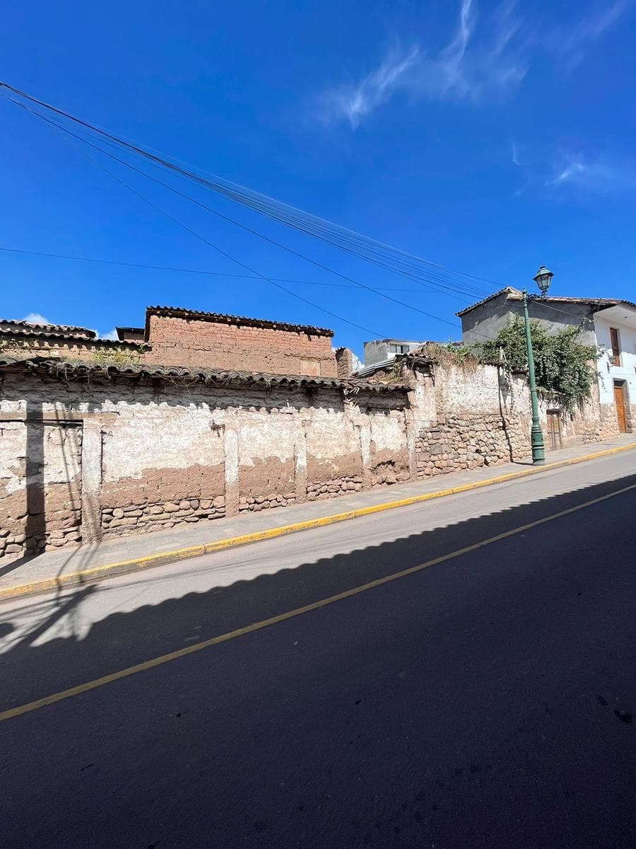 Terreno en Cusco a 500 metros de la Plaza Mayor y Catedral - 2