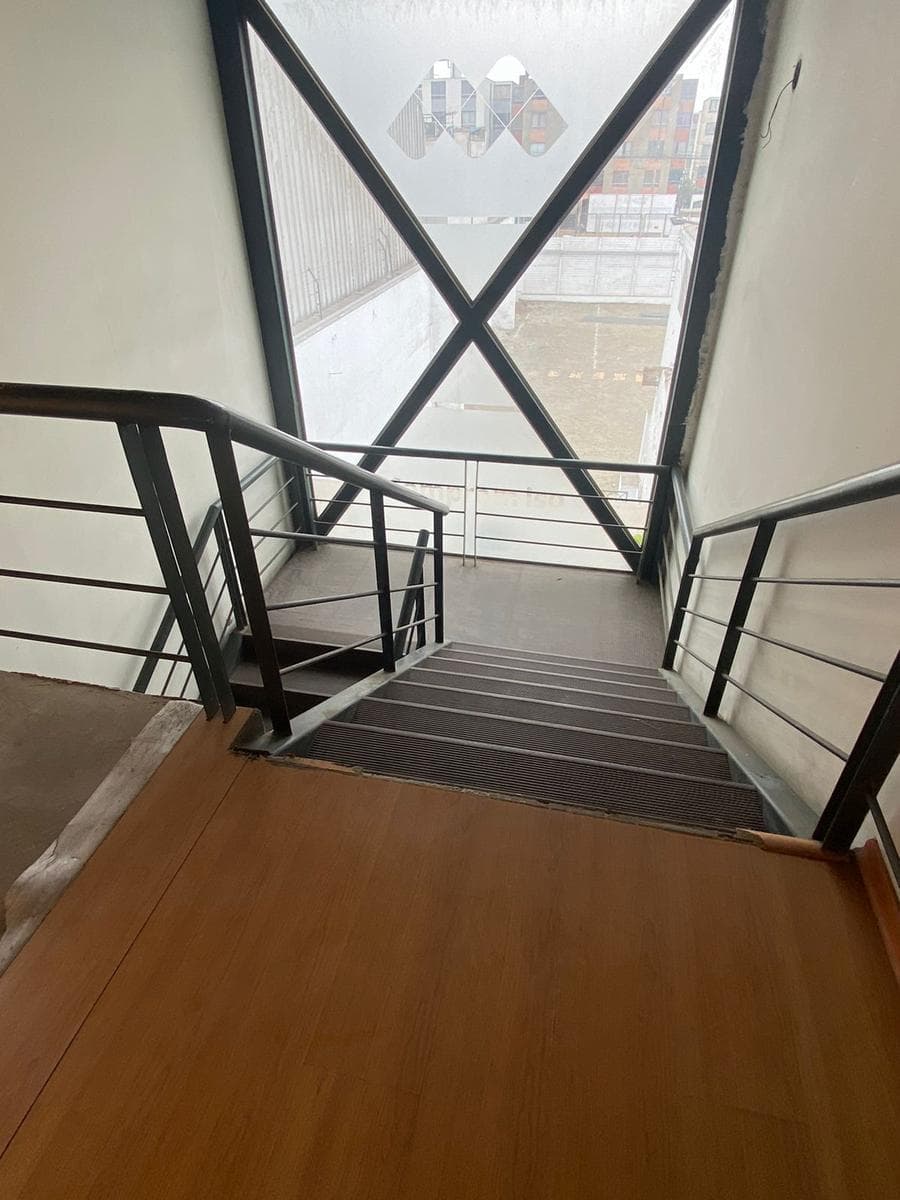 Local Comercial en alquiler - 1,196 m2 - Cercado de Lima - 2